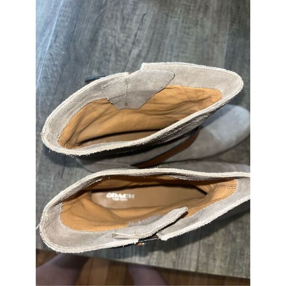 Coach Amy Boot 9B Women’s Taupe Booties Suede - Picture 8 of 8
